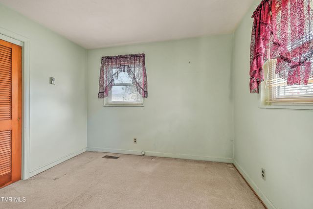 428 Merriewood Drive, Bristol, TN 37620