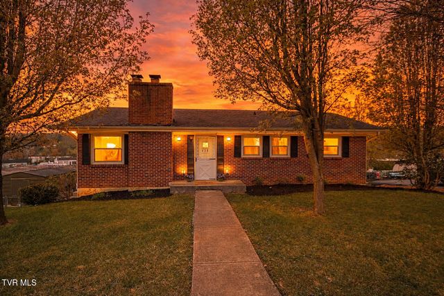 428 Merriewood Drive, Bristol, TN 37620