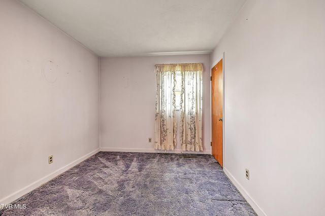 428 Merriewood Drive, Bristol, TN 37620