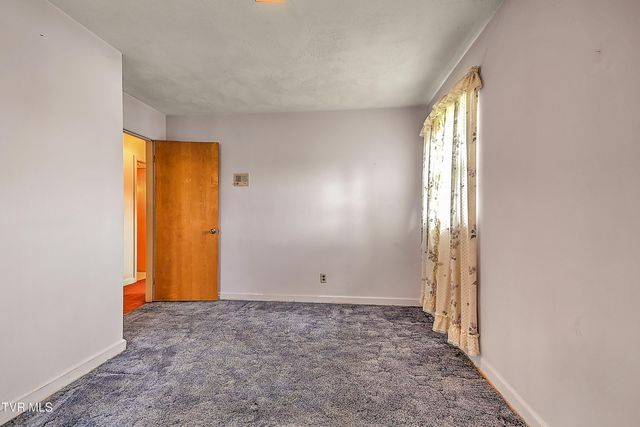 428 Merriewood Drive, Bristol, TN 37620