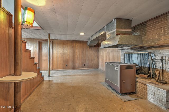 428 Merriewood Drive, Bristol, TN 37620