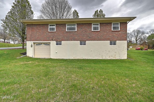 428 Merriewood Drive, Bristol, TN 37620