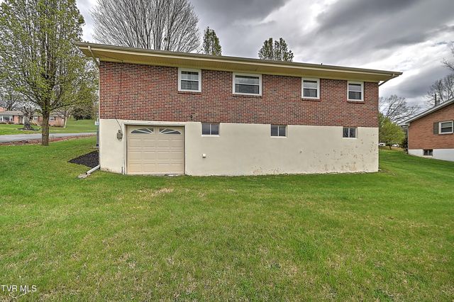 428 Merriewood Drive, Bristol, TN 37620