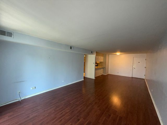 830 Elder Road 111, Homewood, IL 60430