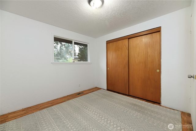 5902 178th Street SW, Lynnwood, WA 98037