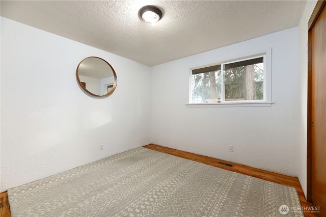 5902 178th Street SW, Lynnwood, WA 98037