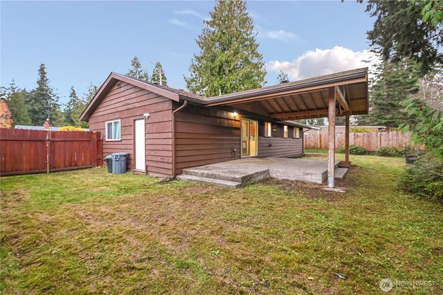 5902 178th Street SW, Lynnwood, WA 98037