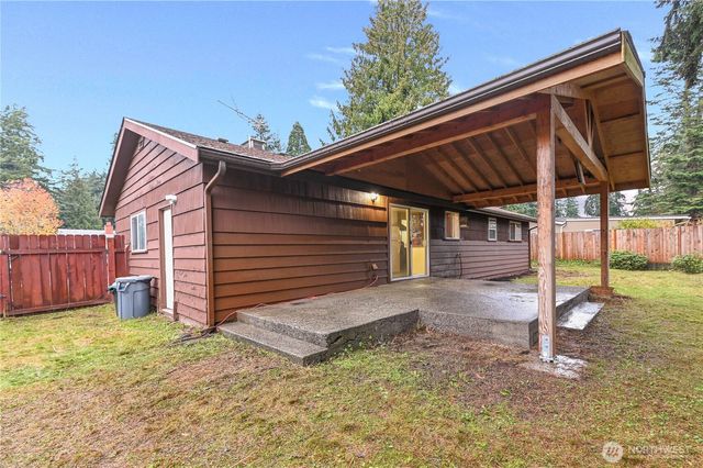 5902 178th Street SW, Lynnwood, WA 98037