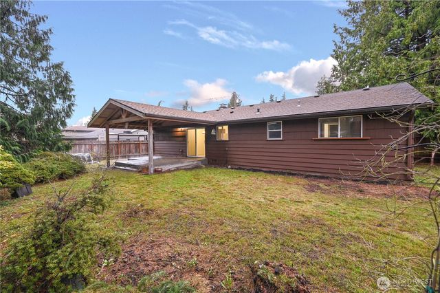 5902 178th Street SW, Lynnwood, WA 98037