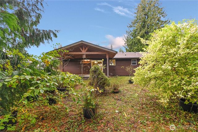 5902 178th Street SW, Lynnwood, WA 98037