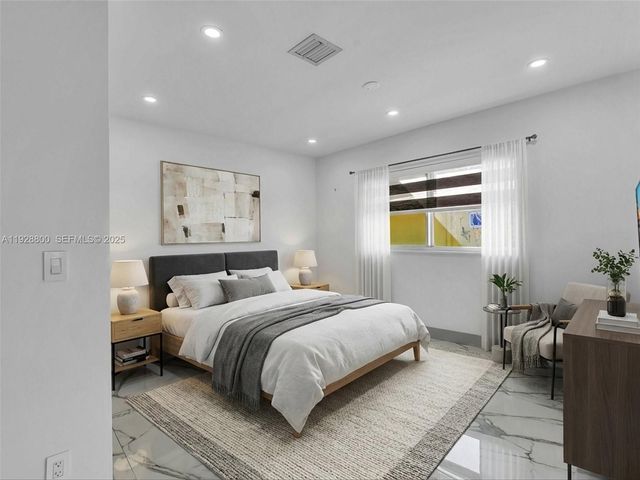 440 SE 8th Ave, Pompano Beach, FL 33060