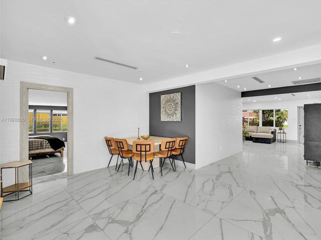 440 SE 8th Ave, Pompano Beach, FL 33060