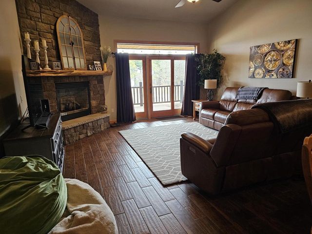 W4134 Vista Drive, Mauston, WI 53948