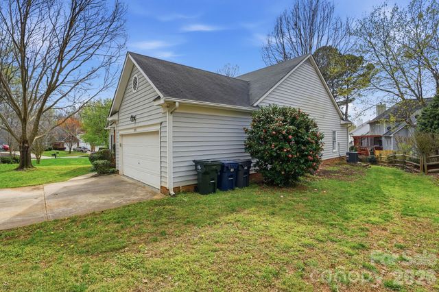 15733 Berryfield Street, Huntersville, NC 28078