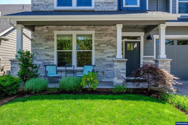 494 Troon Av, Woodburn, OR 97071