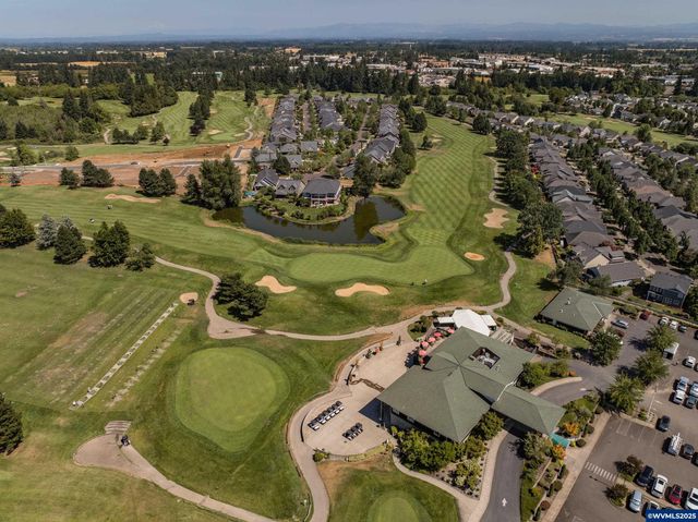 494 Troon Av, Woodburn, OR 97071