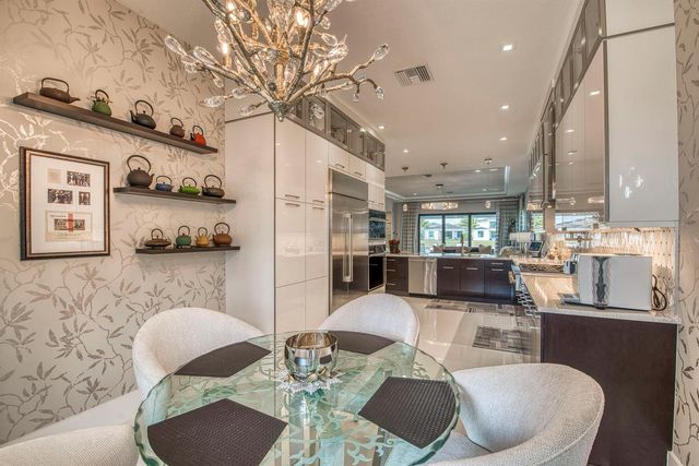 13651 Artisan Circle, Palm Beach Gardens, FL 33418