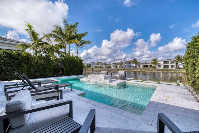 13651 Artisan Circle, Palm Beach Gardens, FL 33418
