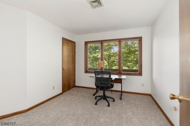 2 Panorama Pl, Union Twp., NJ 08809