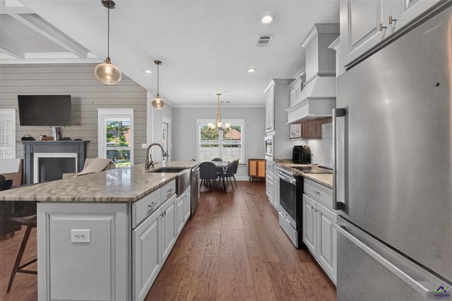 114 Gracetree Way, Kathleen, GA 31047