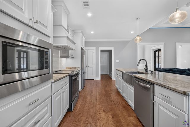 114 Gracetree Way, Kathleen, GA 31047