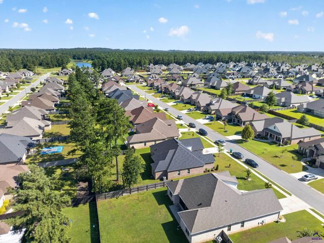 114 Gracetree Way, Kathleen, GA 31047