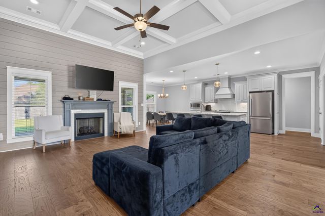 114 Gracetree Way, Kathleen, GA 31047