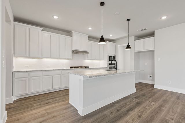 410 Rancher Trail, Waxahachie, TX 75165