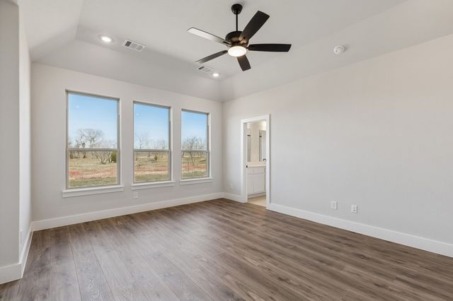 410 Rancher Trail, Waxahachie, TX 75165