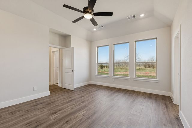 410 Rancher Trail, Waxahachie, TX 75165