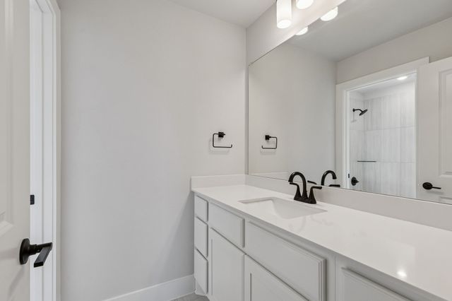 410 Rancher Trail, Waxahachie, TX 75165