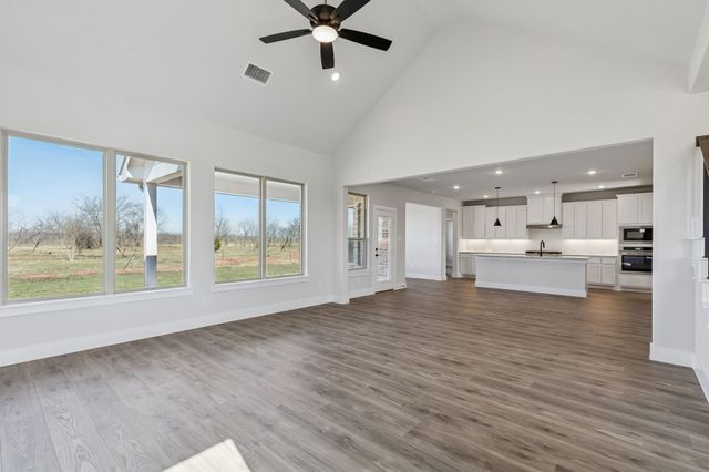 410 Rancher Trail, Waxahachie, TX 75165