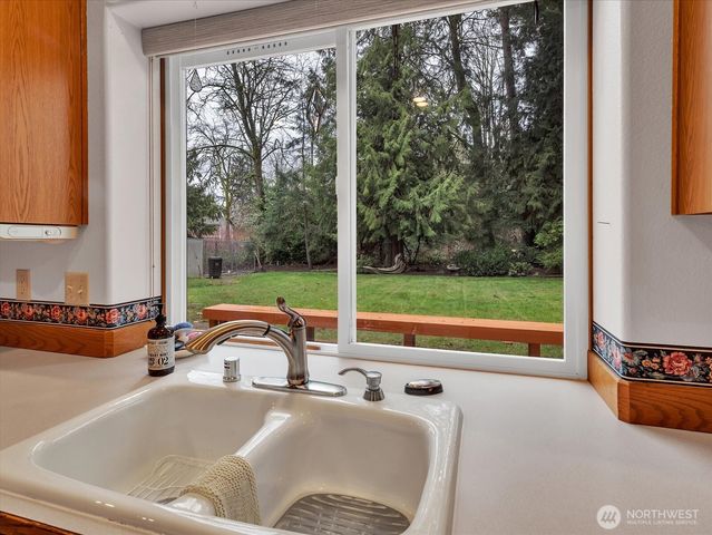 14523 42nd Avenue W, Lynnwood, WA 98087
