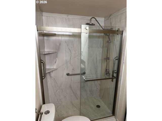 2345 CIRCLE Dr, Roseburg, OR 97471