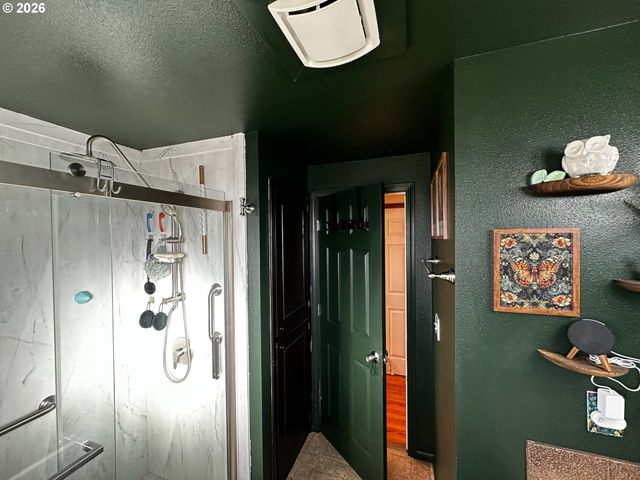 2345 CIRCLE Dr, Roseburg, OR 97471