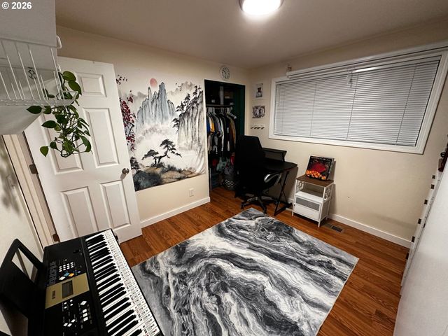 2345 CIRCLE Dr, Roseburg, OR 97471