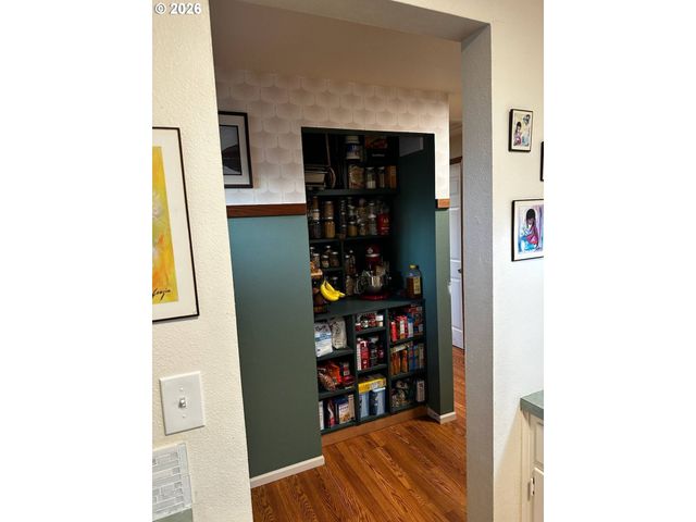 2345 CIRCLE Dr, Roseburg, OR 97471