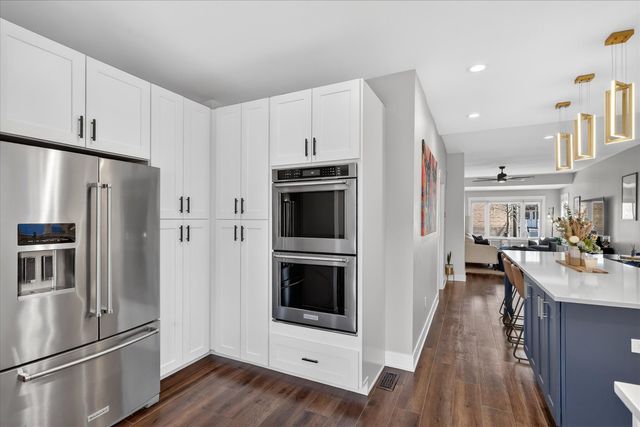 3426 N ALBANY Avenue, Chicago, IL 60618