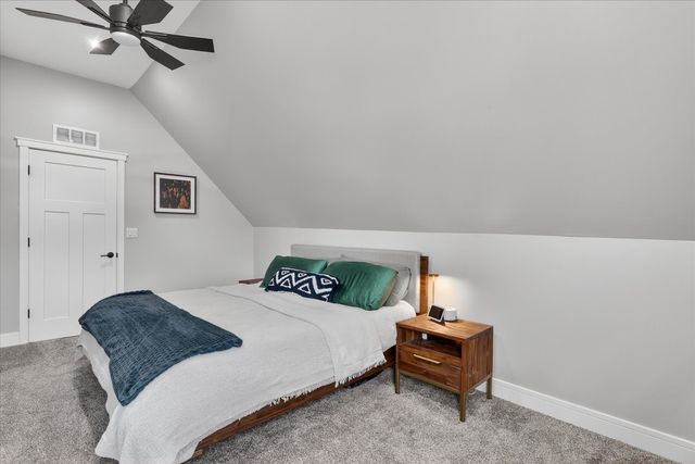 3426 N ALBANY Avenue, Chicago, IL 60618