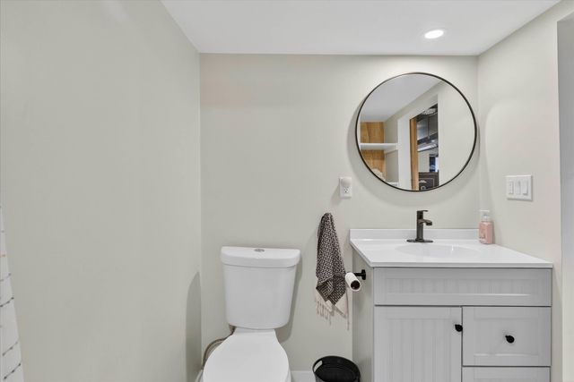 3426 N ALBANY Avenue, Chicago, IL 60618