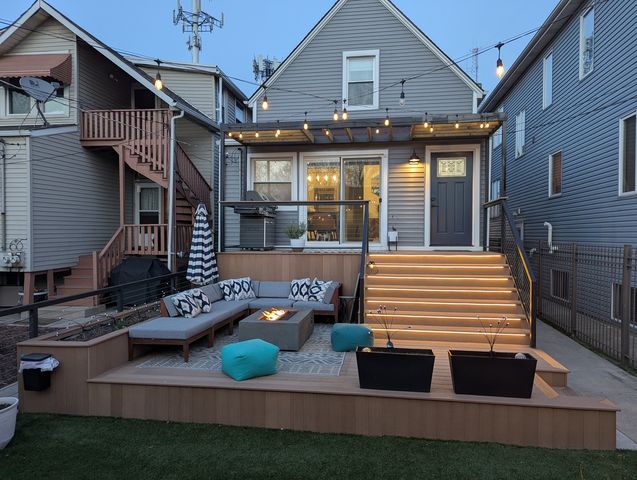 3426 N ALBANY Avenue, Chicago, IL 60618