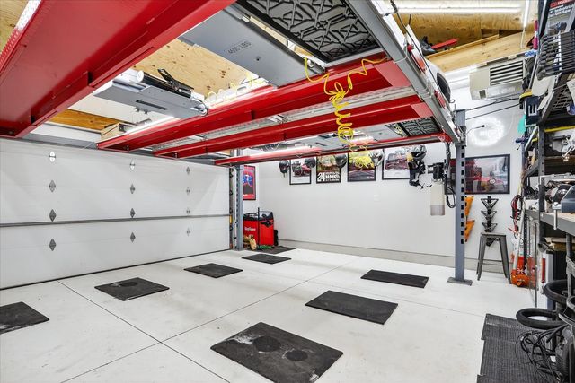 3426 N ALBANY Avenue, Chicago, IL 60618