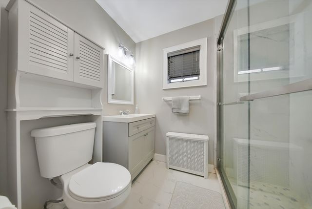 52 Hovey St, Quincy, MA 02171