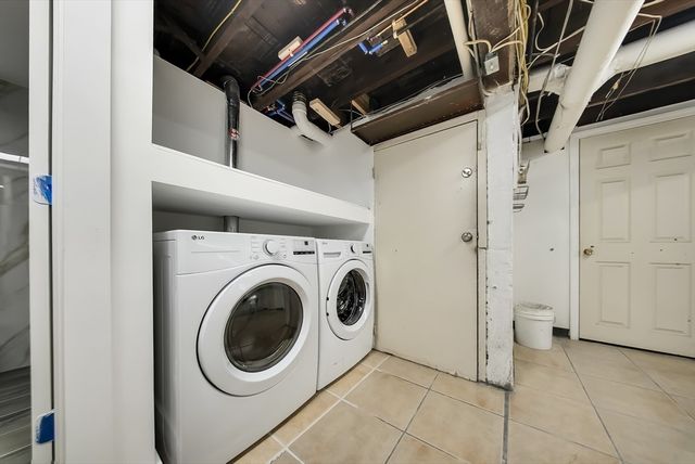 52 Hovey St, Quincy, MA 02171