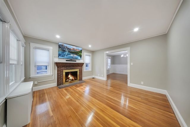 52 Hovey St, Quincy, MA 02171