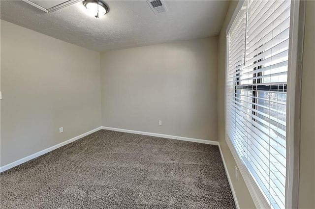 4025 Leicester Drive NE, Kennesaw, GA 30144