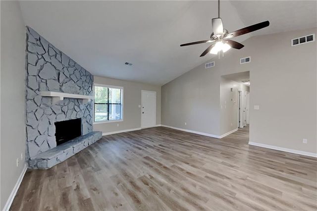 4025 Leicester Drive NE, Kennesaw, GA 30144
