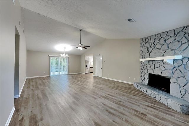 4025 Leicester Drive NE, Kennesaw, GA 30144