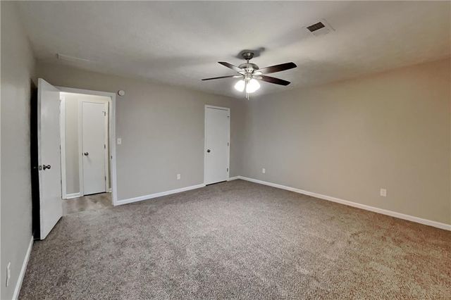 4025 Leicester Drive NE, Kennesaw, GA 30144