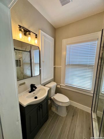 128 W Magnolia Ave Apt 8, San Antonio, TX 78212